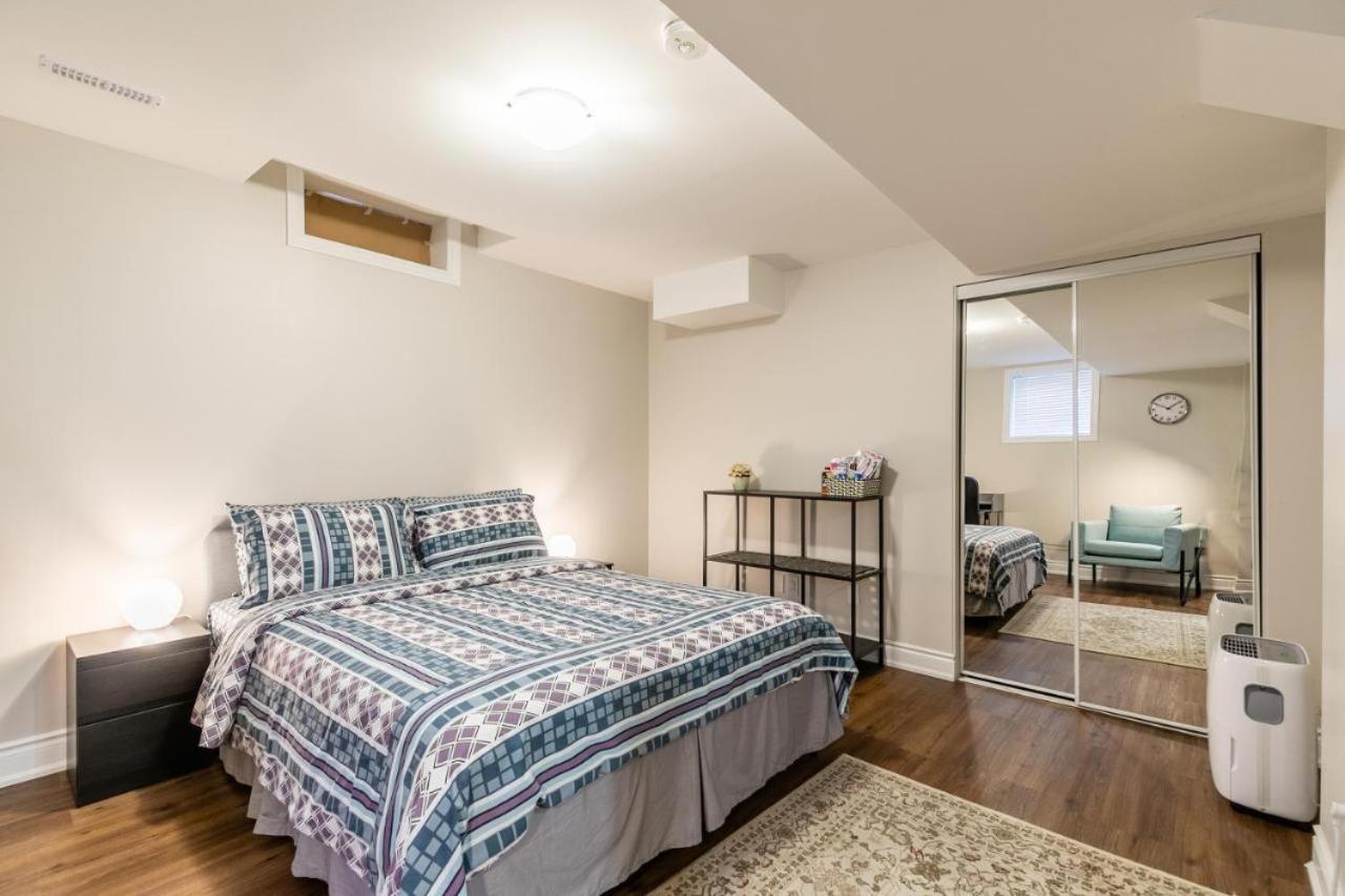 Spacious Basement Мисисага Екстериор снимка